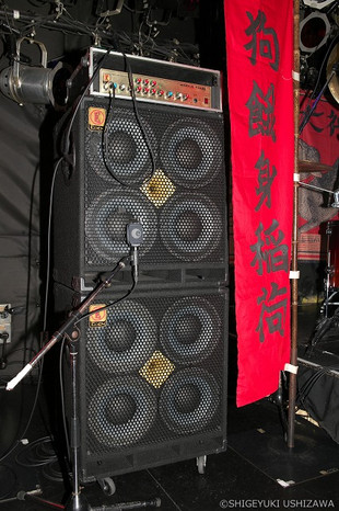 150v