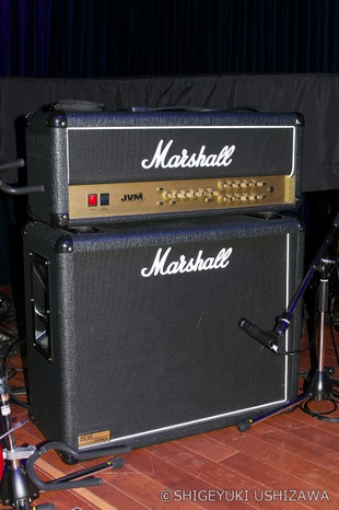 70v