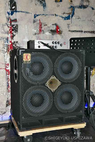 50v