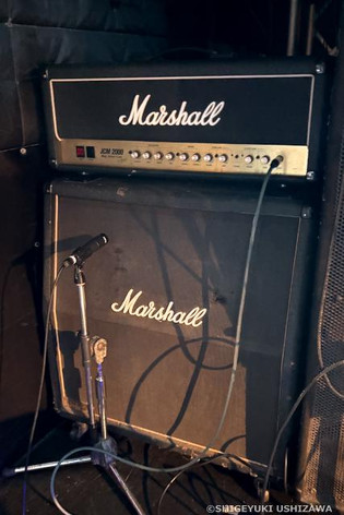 180v