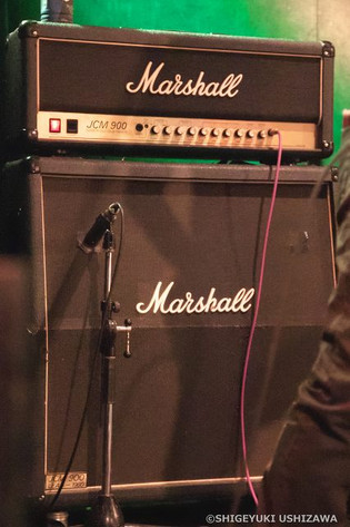 120v