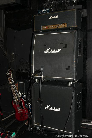 160v